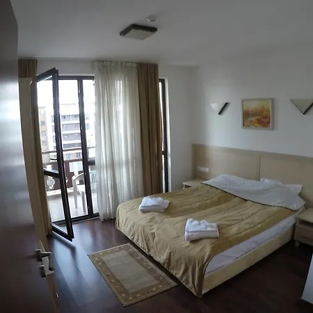 Oksana's At Infinity Apartmán