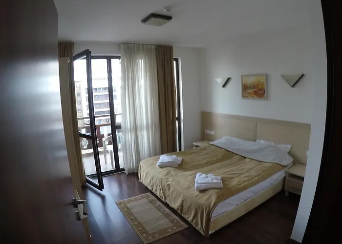 Oksana's At Infinity 公寓